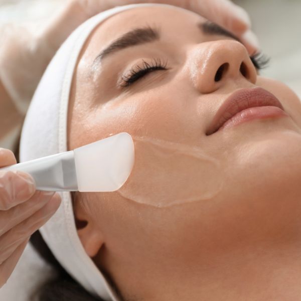 Devanshi Skin & Hair Clinic Cosmetic Treatments - Chemical Peel